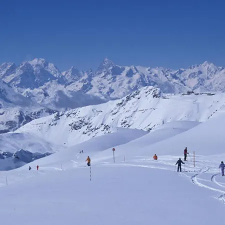 Apartment Grand Appart 3p Balcon Sud Face Aux Pistes - Parking Inclus - - Fr-1-445-103